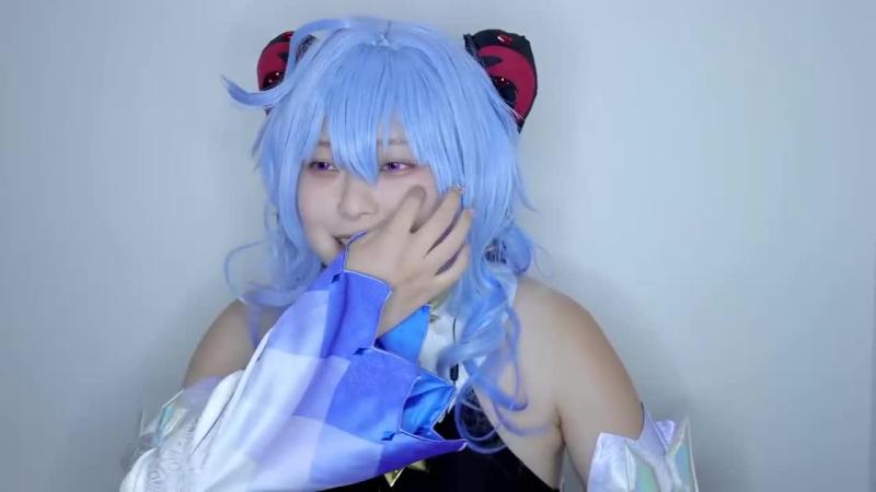 【顔出し】甘雨的Cosplay引发了一场意想不到的聊天直播。