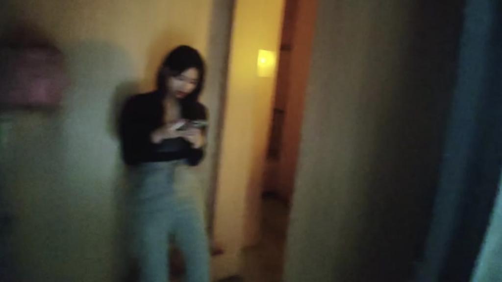 长沙玉兰路，女的很年轻身材很丰满，就是光线不怎么好。