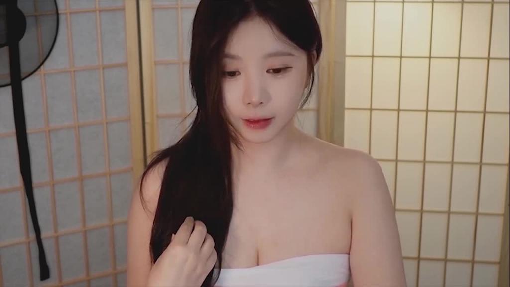 穿着和服 ASMR