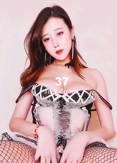 网袜美模这巨乳有够骚