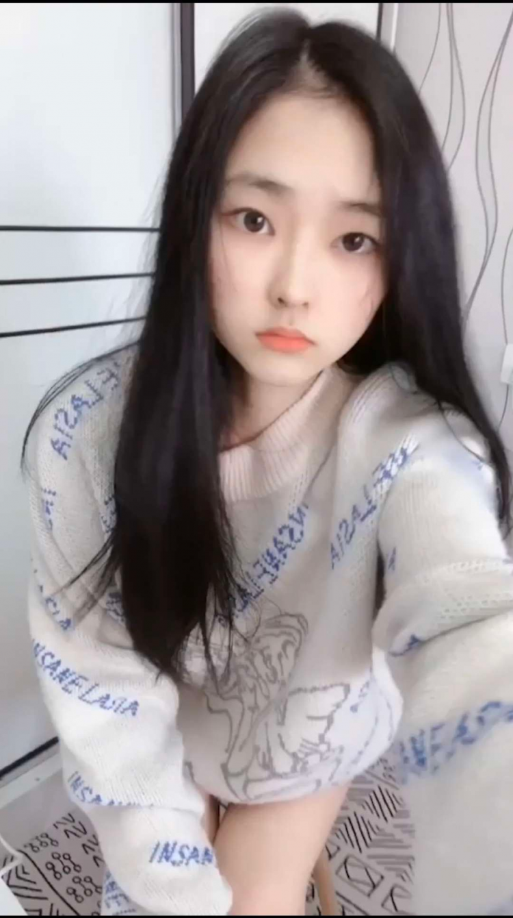 【裸聊实录】清纯校花，在线一对一辅导教育