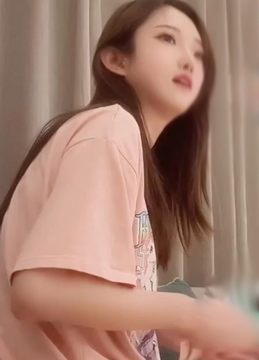 杏吧老王 暴操貌美大长腿的大二美人学生