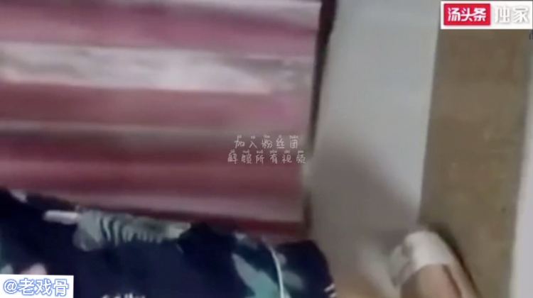 (真实乱伦)畜牲姐夫借口拿丈母娘衣服！抱操小姨子！拼命挣扎