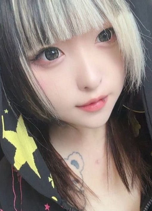 地雷小女友 男友欠债只好卖片还钱
