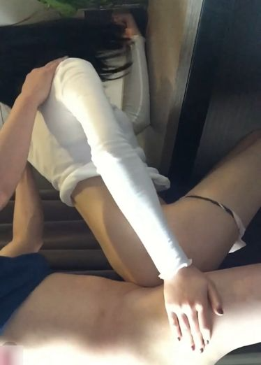 健身教练后入女神