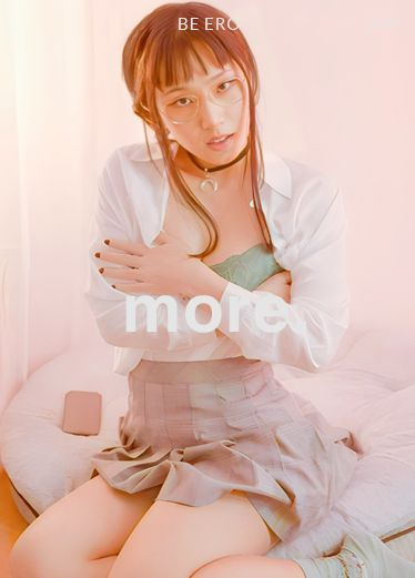刘玥 推特红人骚女留学生化身眼镜小野猫 通过自慰达到性高潮 双洞全开