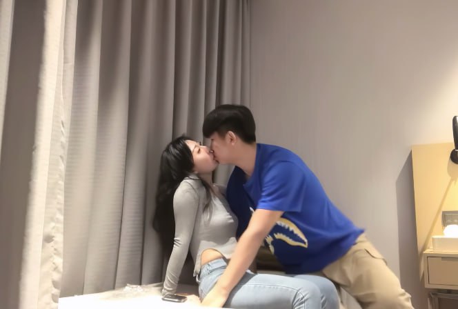 【小宝寻花】黑丝OL少妇，床上放荡无比