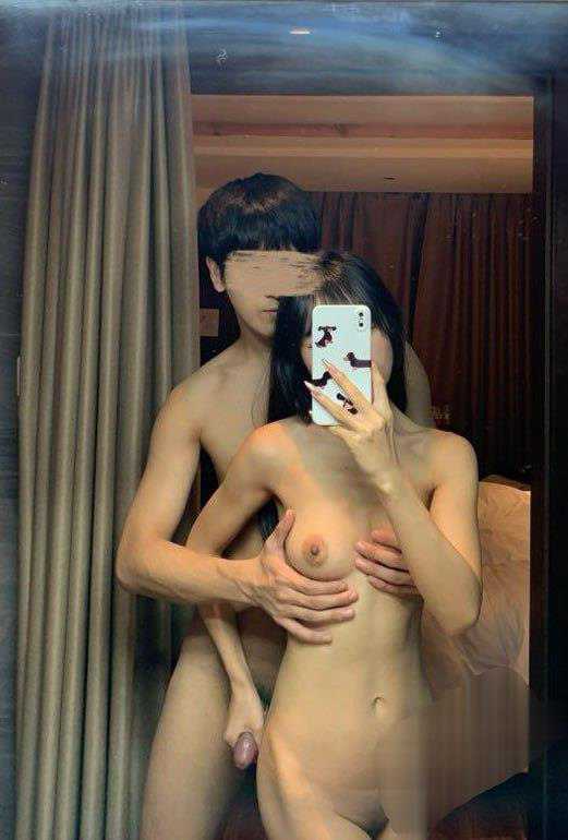 山西传媒大学美女校花甘姮羽分手后富二代男友曝光啪啪视频！舞蹈生妹妹优越身姿！清晰马甲线被无套爆操！