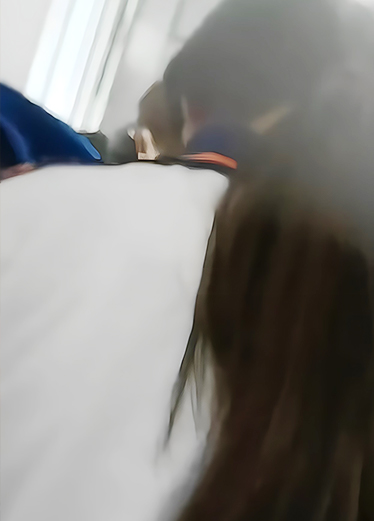 现在学生真早熟 动不动就抠抠下体逼